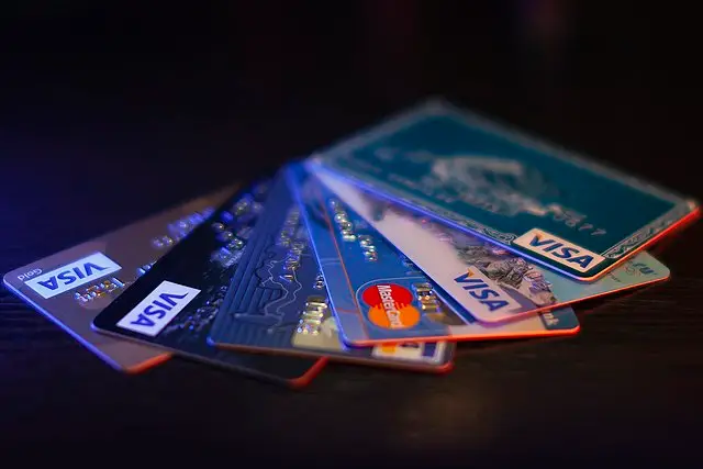 American Credit Card Loan Defaults: What To Know